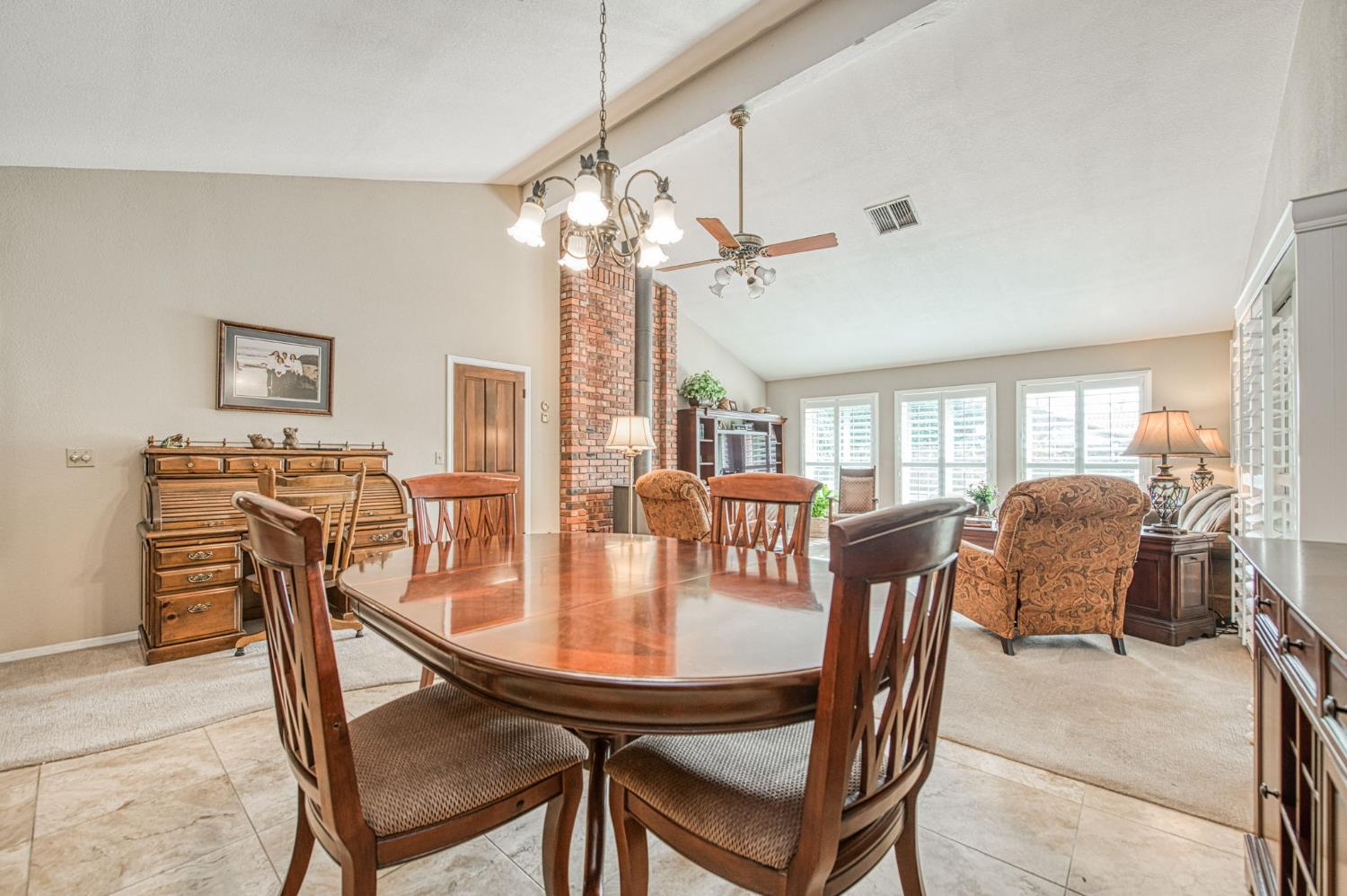 1167 Mill St, Selma, CA 93662