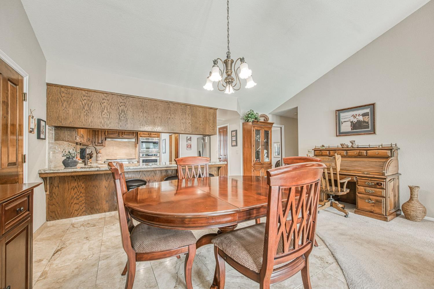 1167 Mill St, Selma, CA 93662