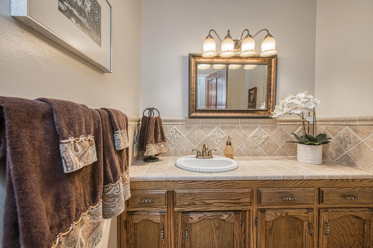 1167 Mill St, Selma, CA 93662