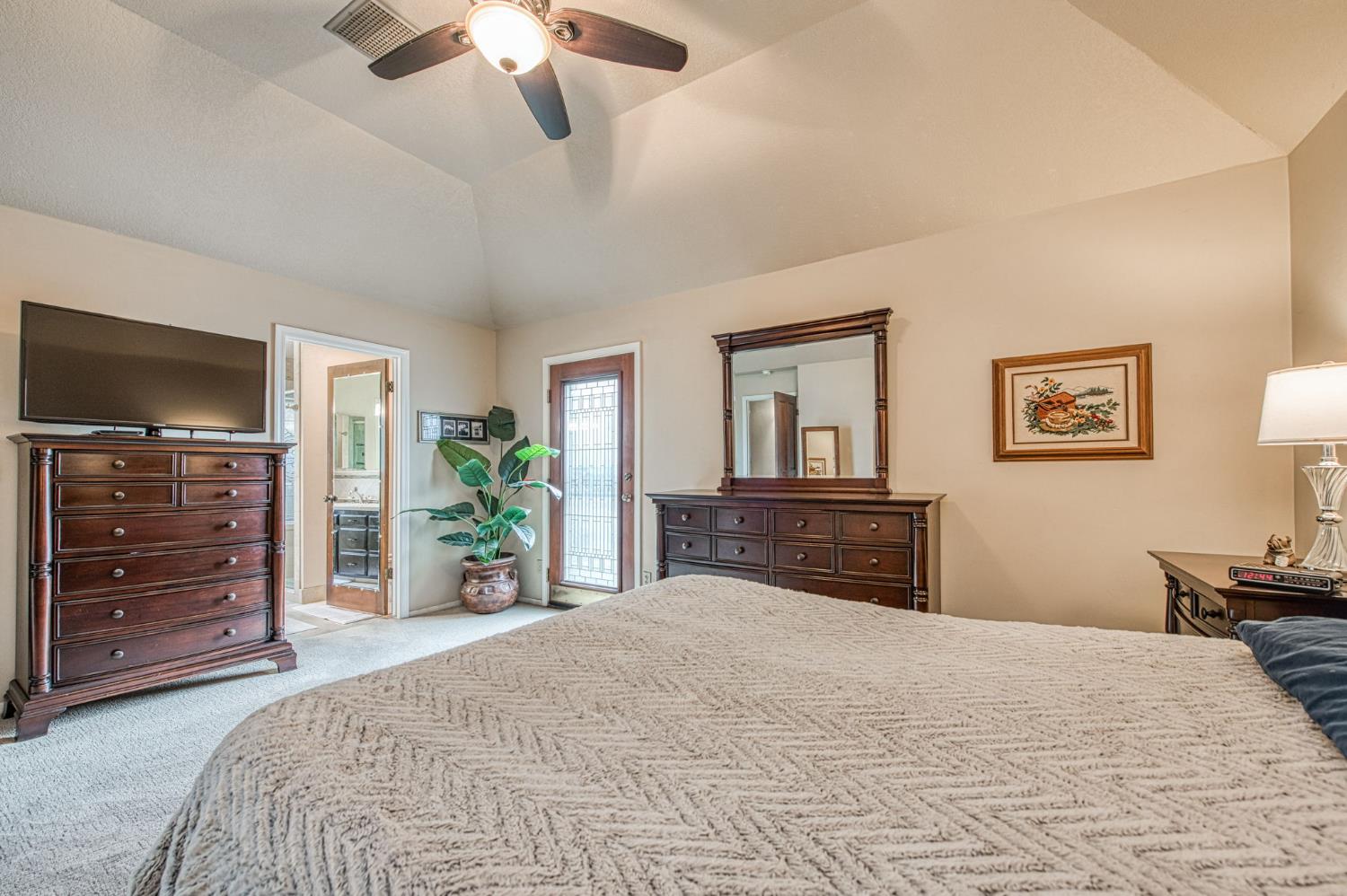 1167 Mill St, Selma, CA 93662