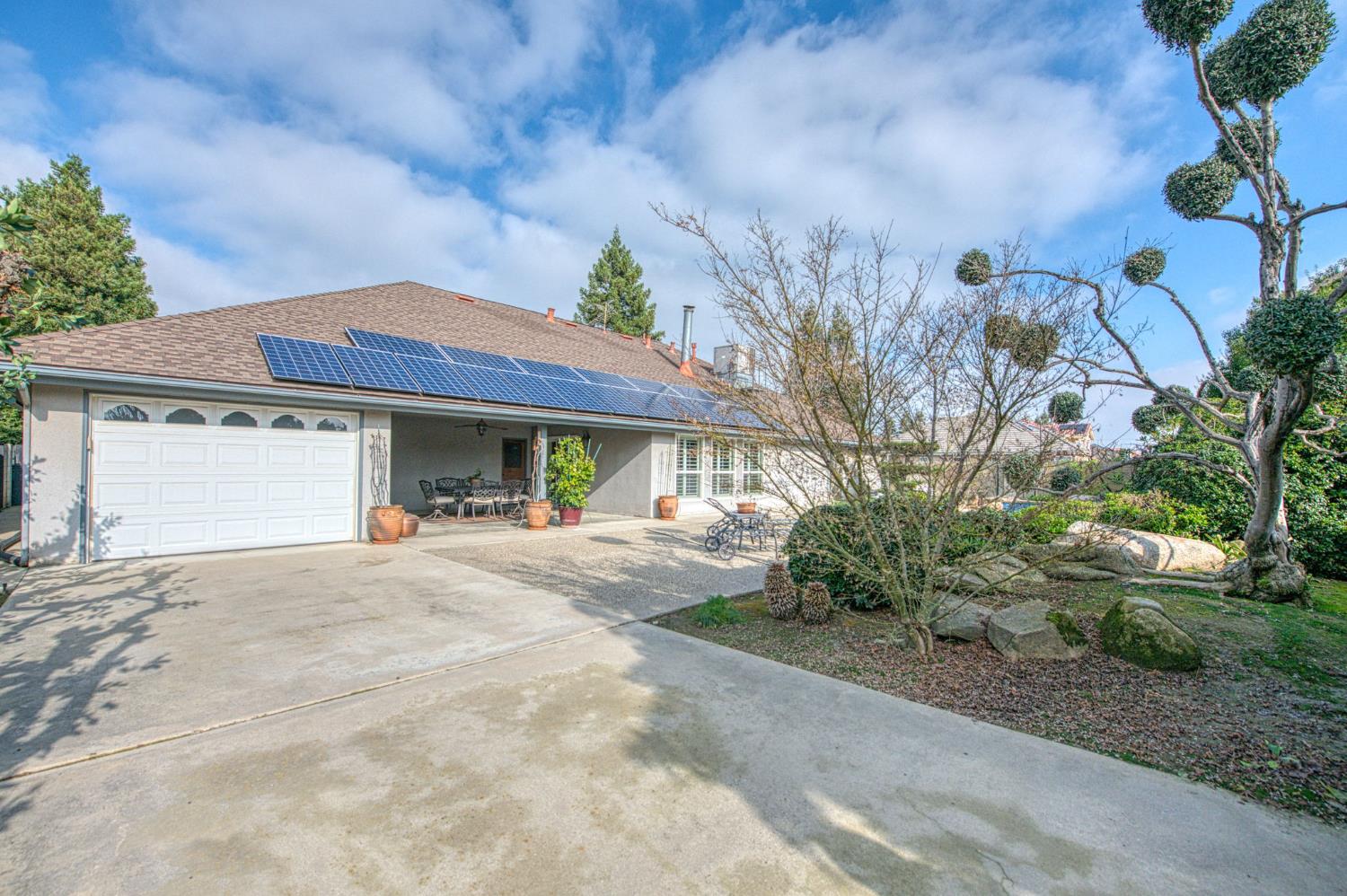 1167 Mill St, Selma, CA 93662