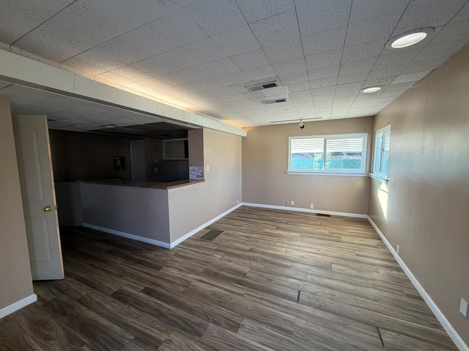 2611 N Fresno St, Fresno, CA 93703