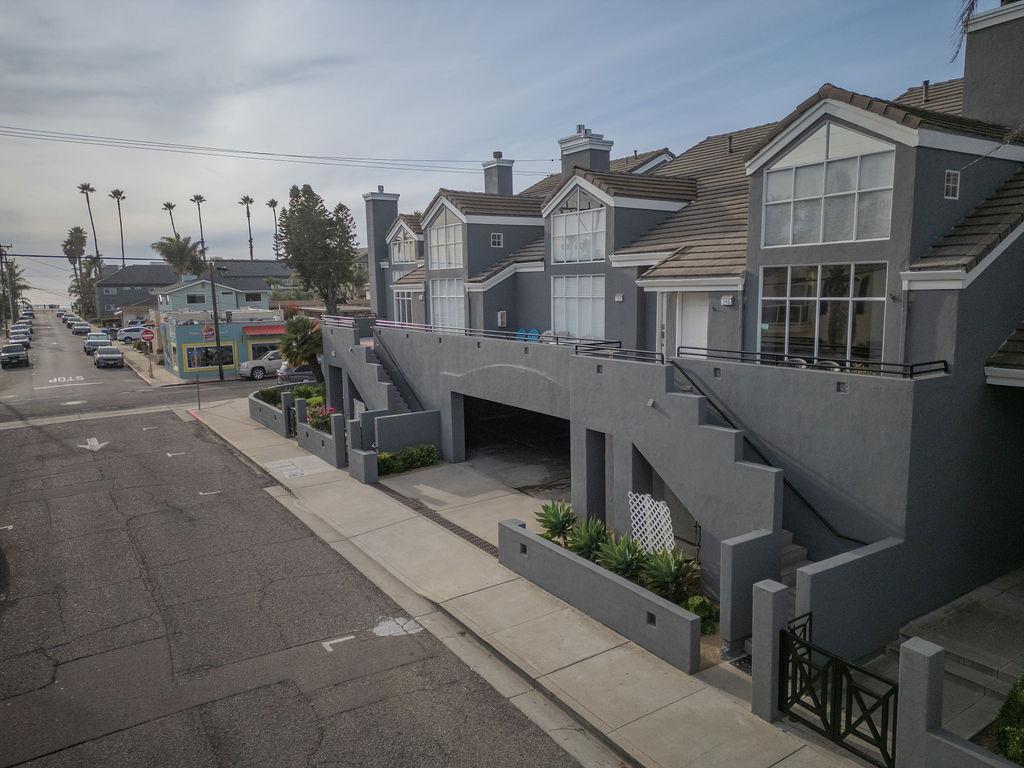 245 Park Ave #5, Pismo Beach, CA 93449