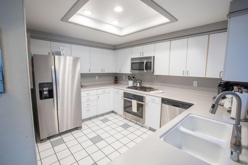 245 Park Ave #5, Pismo Beach, CA 93449