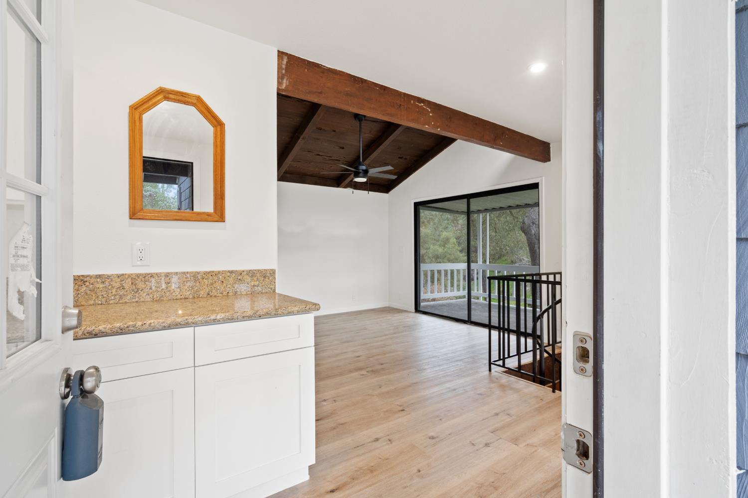 42718 Deep Forest Dr, Coarsegold, CA 93614