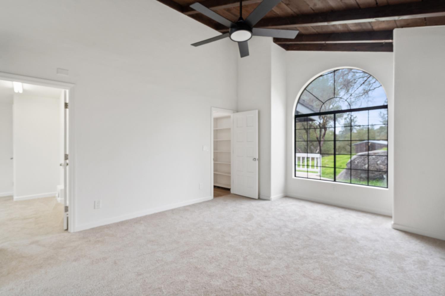 42718 Deep Forest Dr, Coarsegold, CA 93614