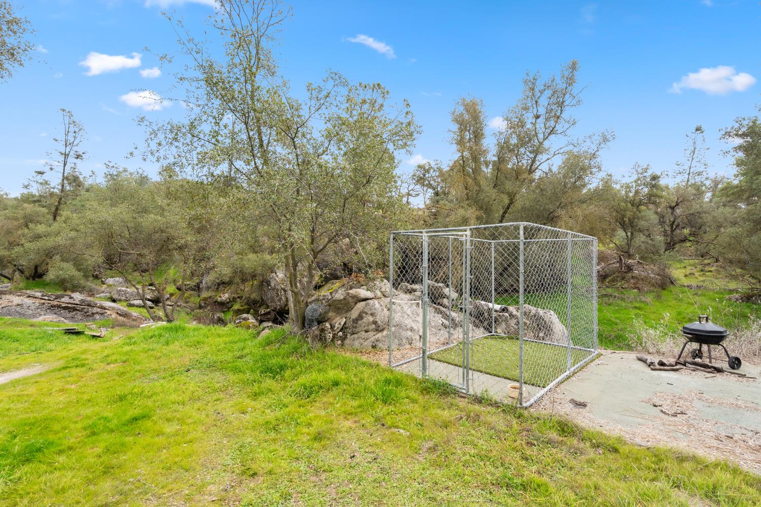 42718 Deep Forest Dr, Coarsegold, CA 93614