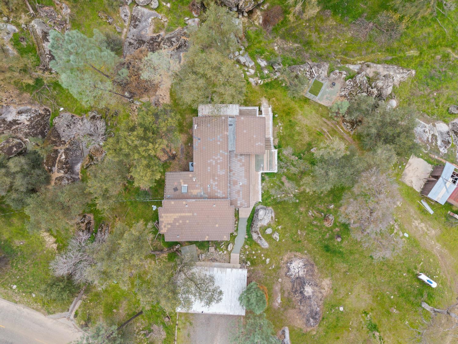 42718 Deep Forest Dr, Coarsegold, CA 93614
