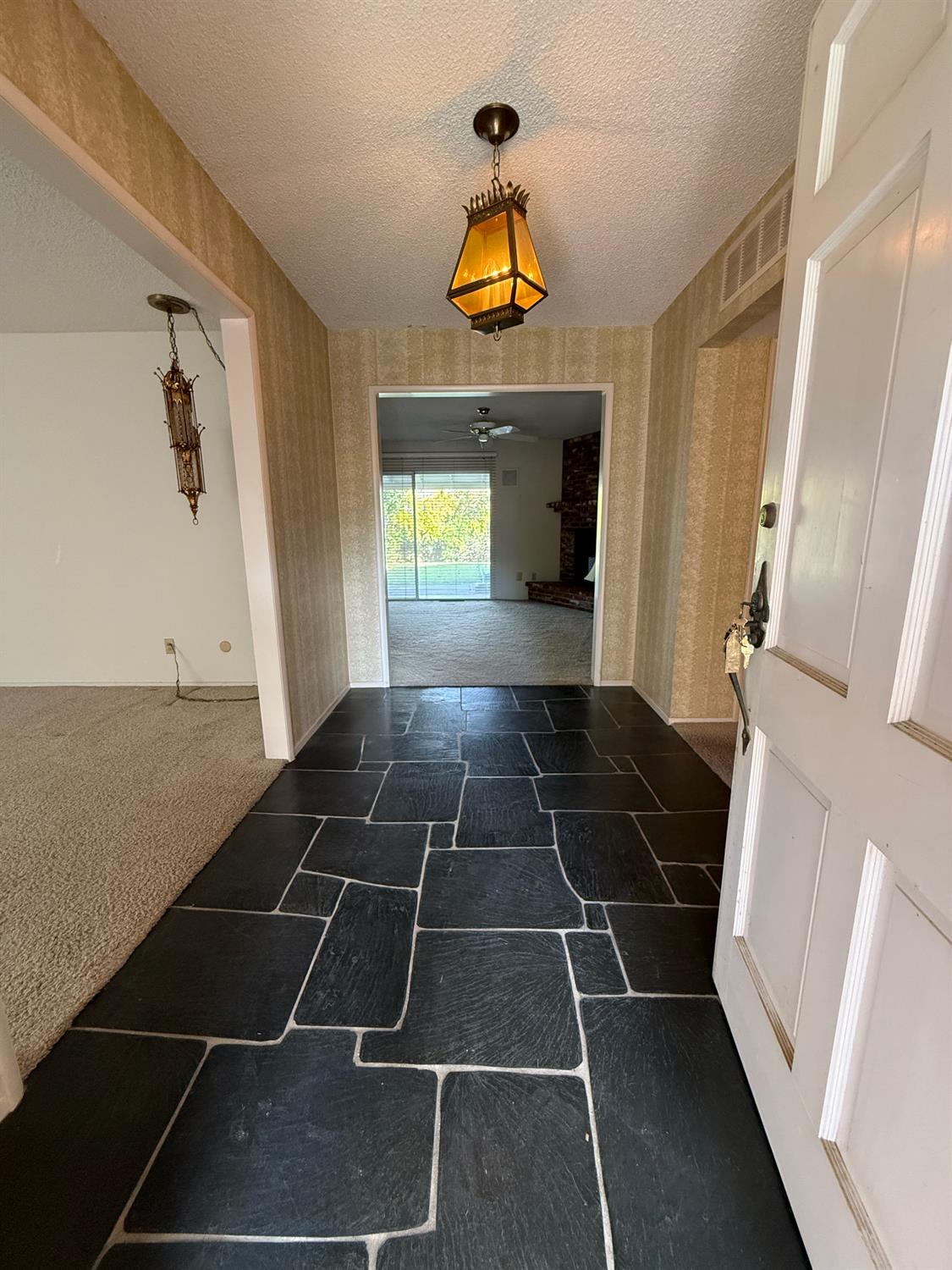 2510 W Escalon Ave, Fresno, CA 93711