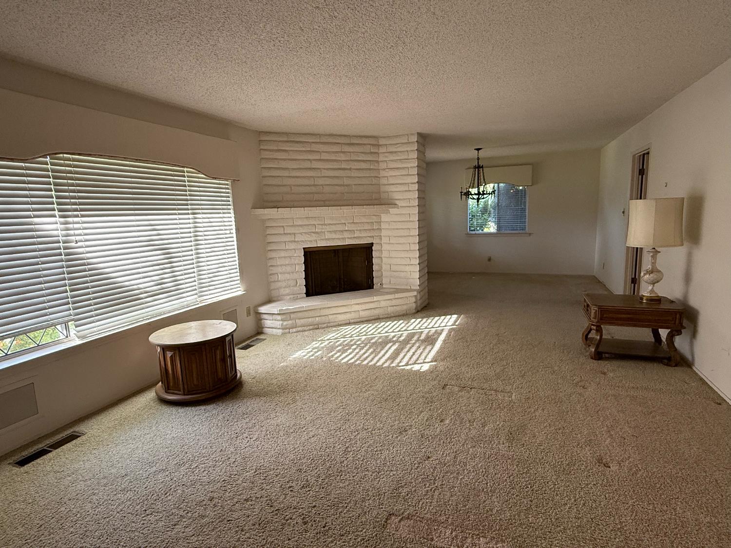 2510 W Escalon Ave, Fresno, CA 93711