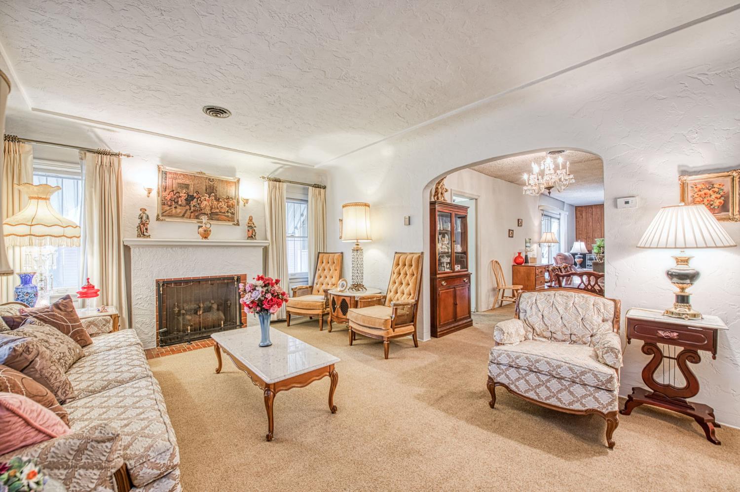 148 E Eden Ave, Fresno, CA 93706