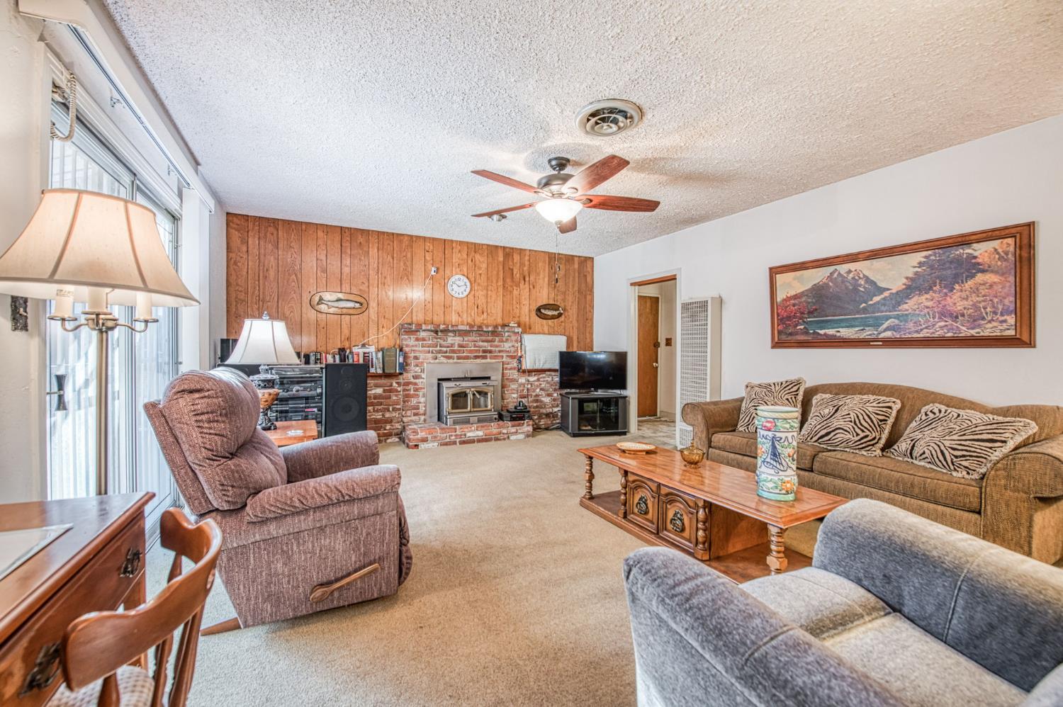 148 E Eden Ave, Fresno, CA 93706