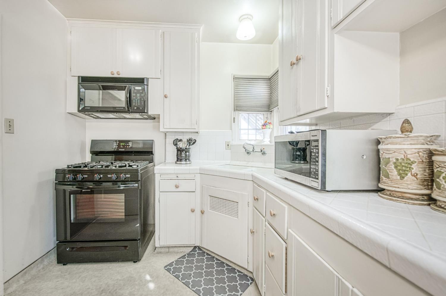 148 E Eden Ave, Fresno, CA 93706