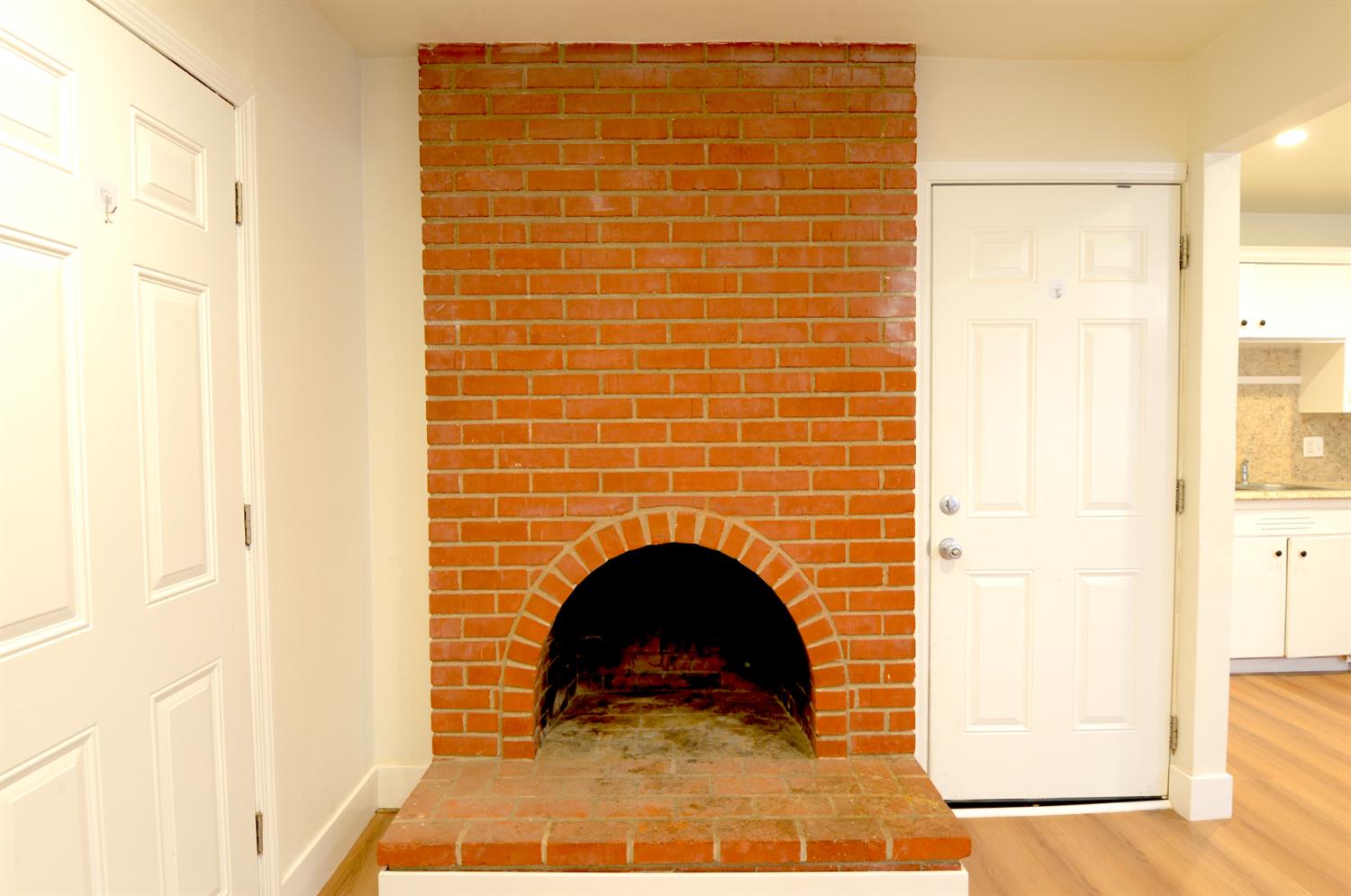 6567 N Clark St, Fresno, CA 93710