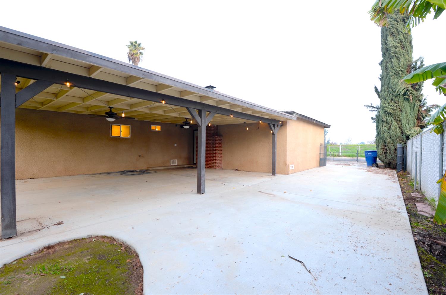 6567 N Clark St, Fresno, CA 93710