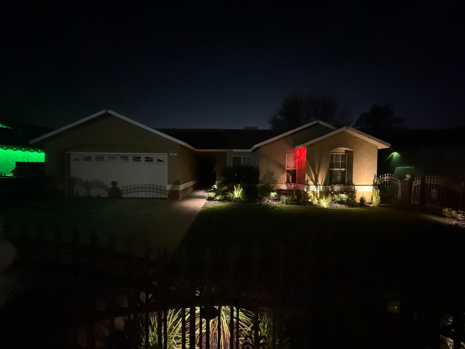 201 Exie Ln, Dinuba, CA 93618