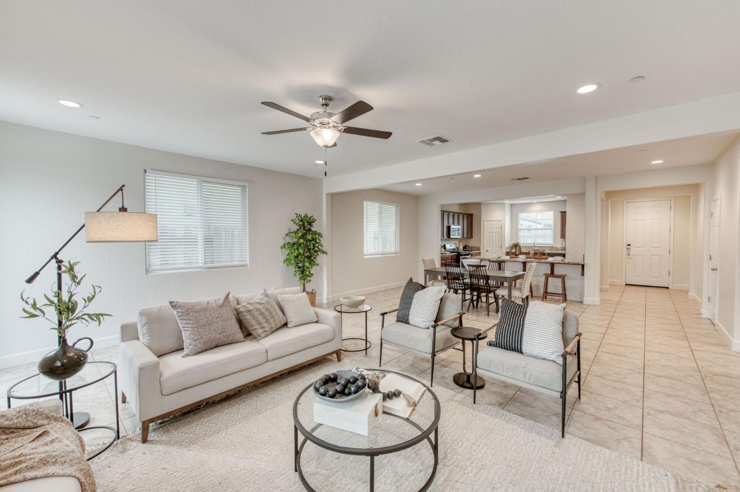 6702 E Brown Ave, Fresno, CA 93720