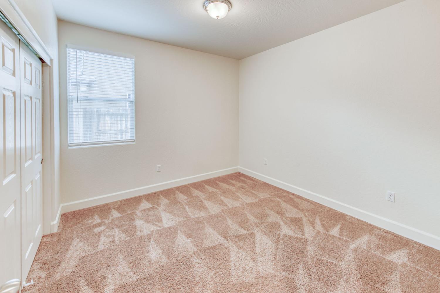 6702 E Brown Ave, Fresno, CA 93720