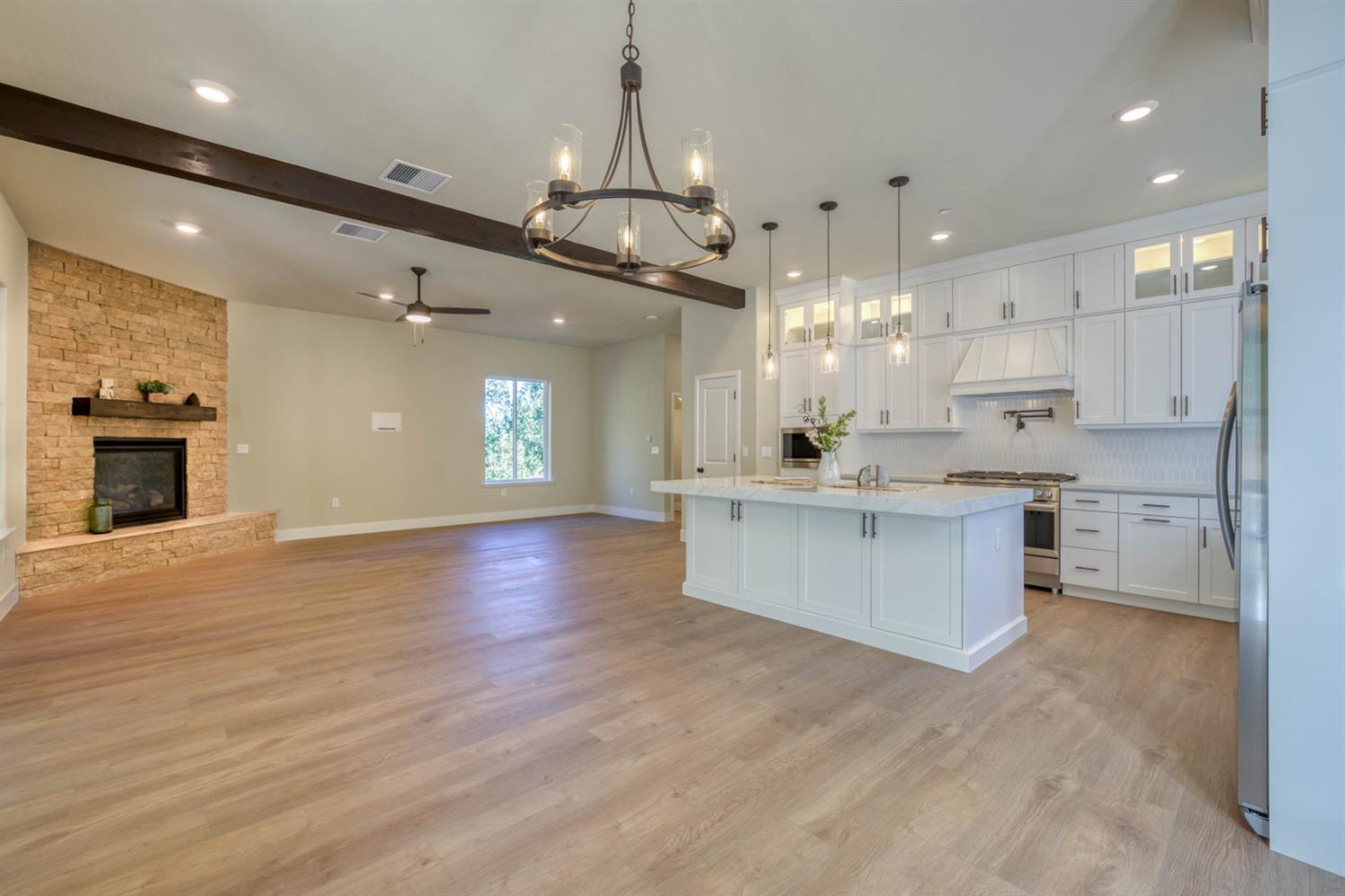 40868 Wild Iris Ln, Shaver Lake, CA 93664