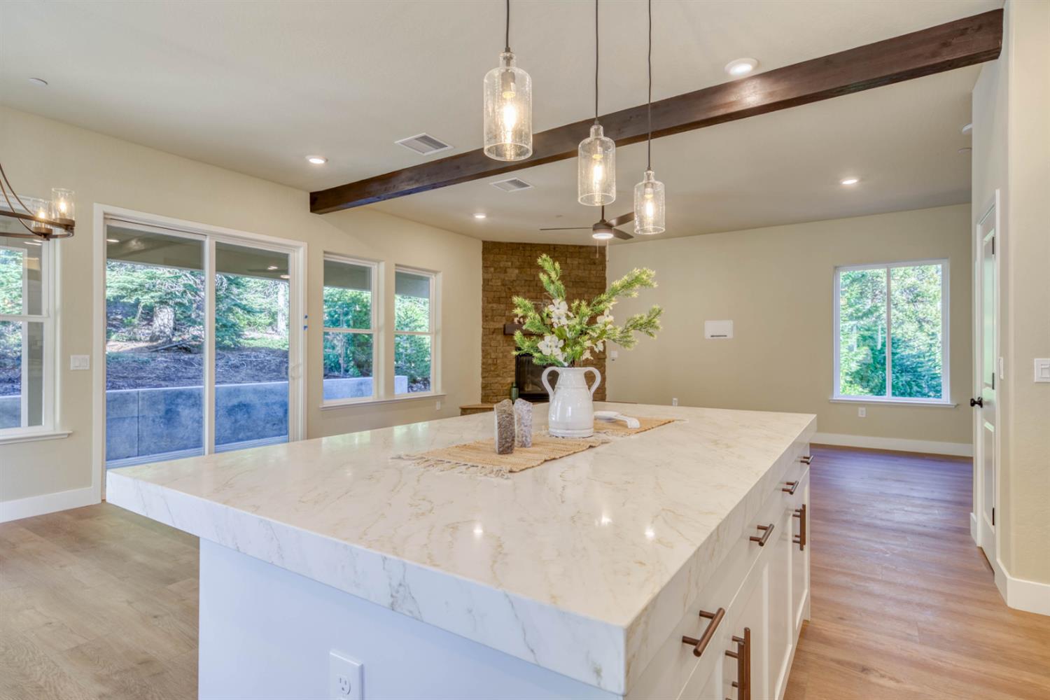 40868 Wild Iris Ln, Shaver Lake, CA 93664