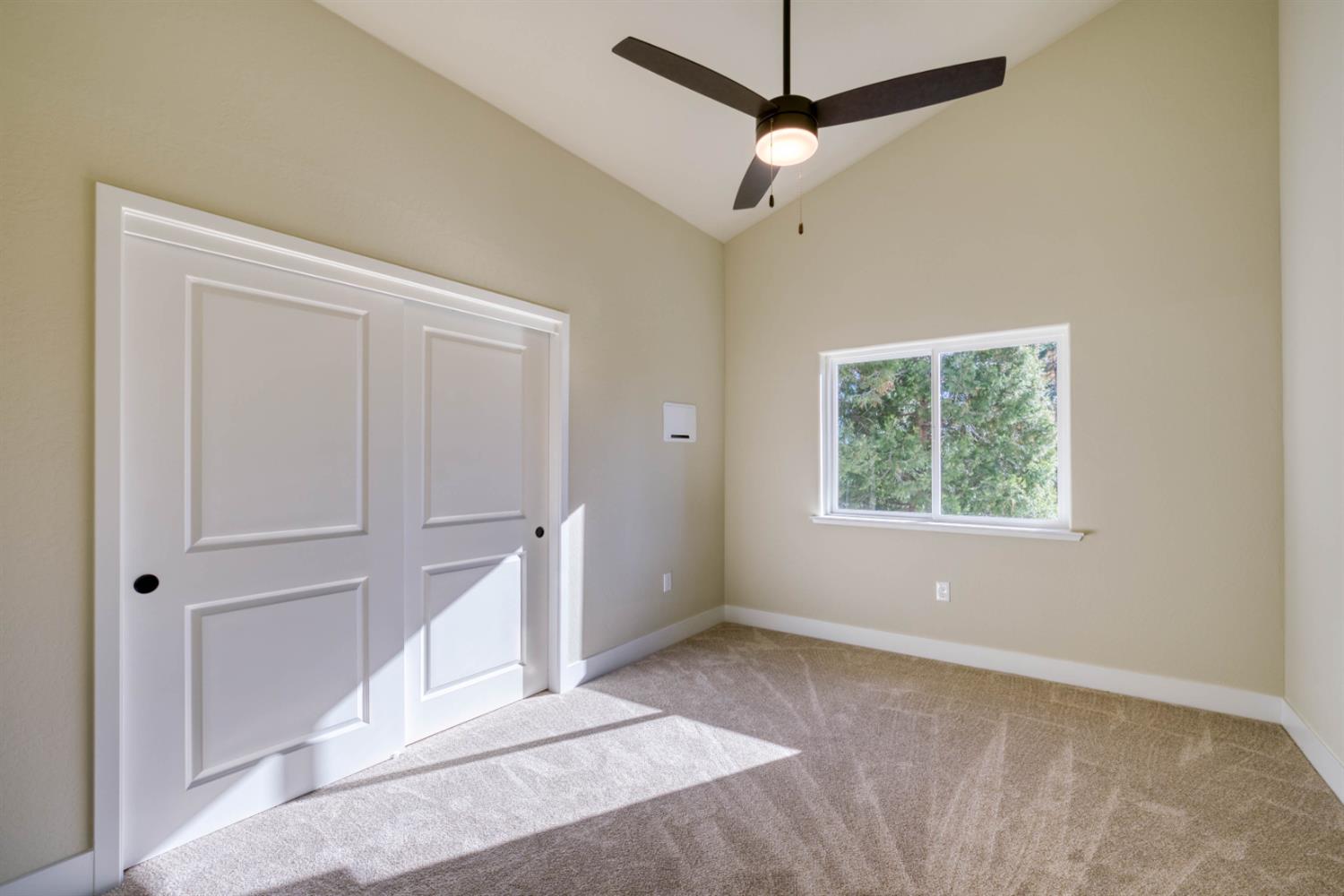 40868 Wild Iris Ln, Shaver Lake, CA 93664