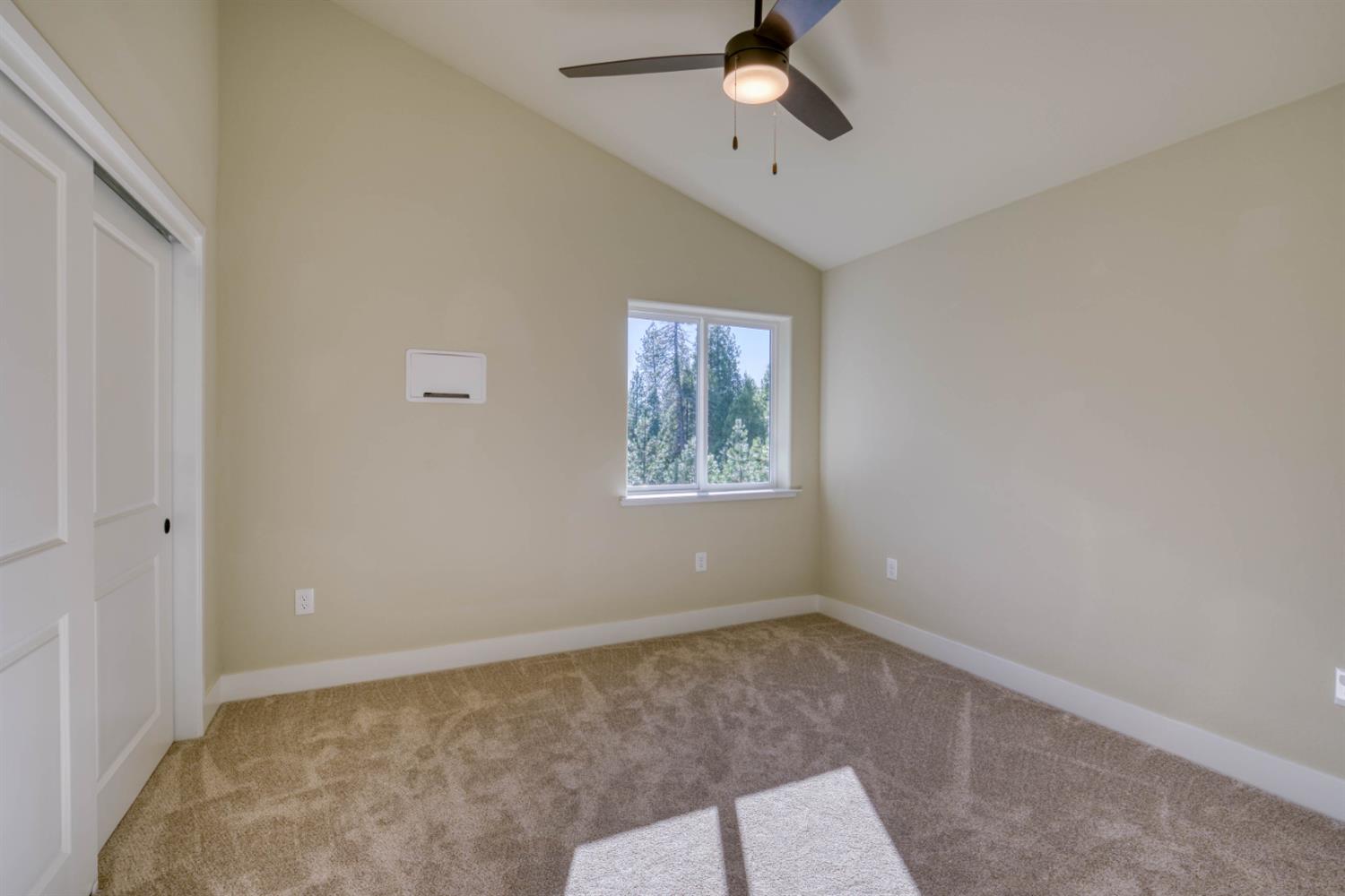 40868 Wild Iris Ln, Shaver Lake, CA 93664