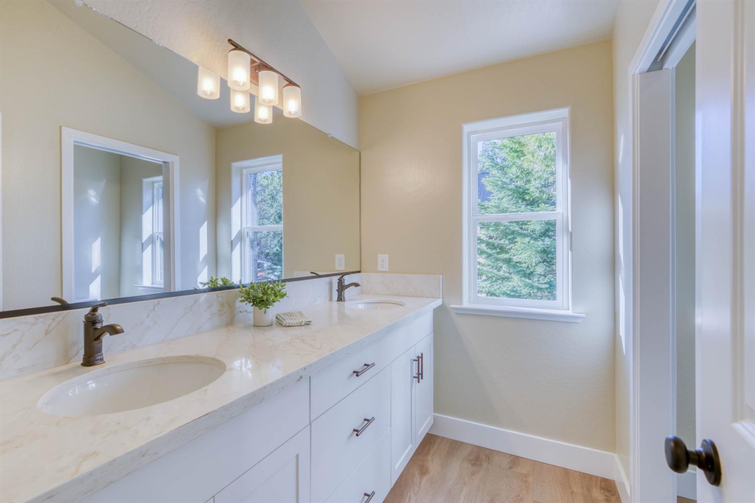 40868 Wild Iris Ln, Shaver Lake, CA 93664