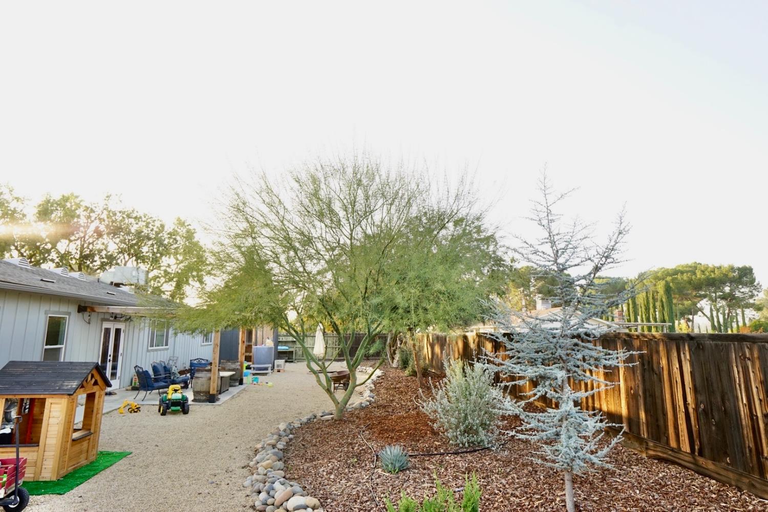 10340 Fowler Ave, Clovis, CA 93619