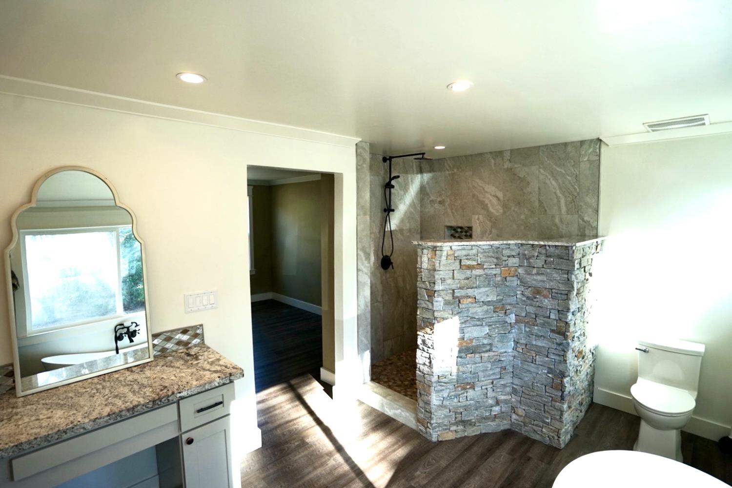 10340 Fowler Ave, Clovis, CA 93619