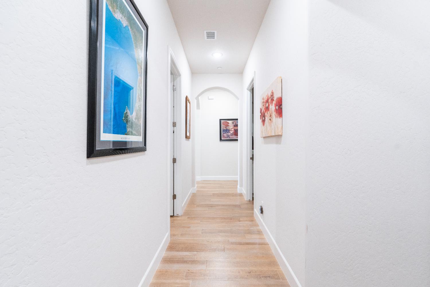 1731 N Hanson Ave, Clovis, CA 93619