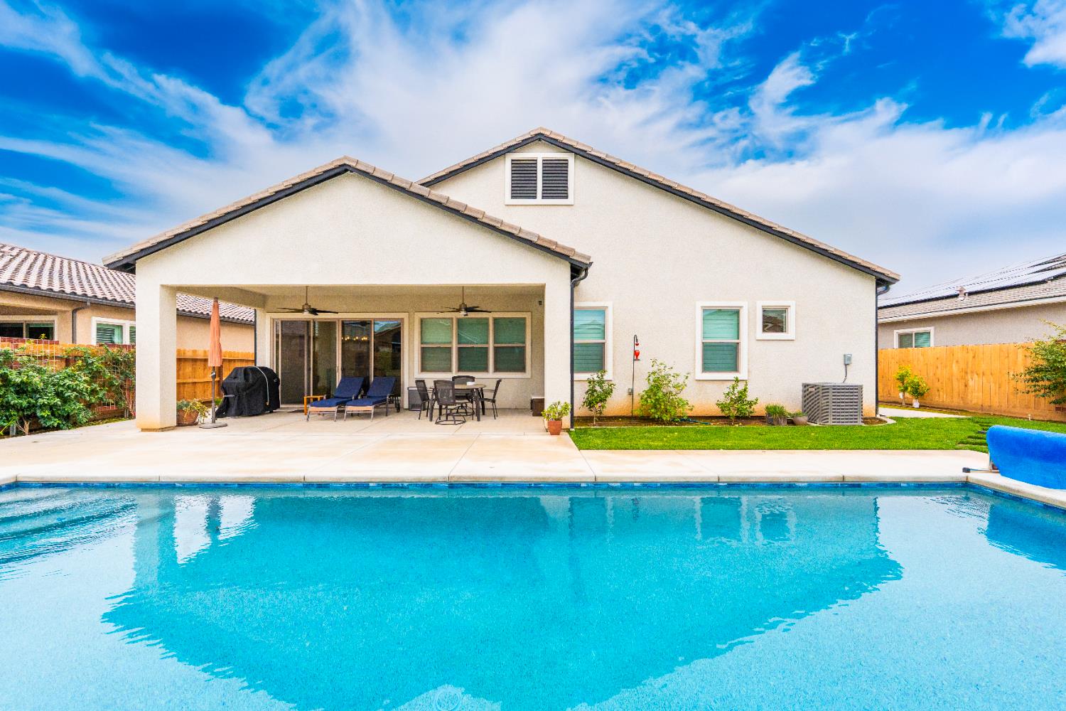 1731 N Hanson Ave, Clovis, CA 93619