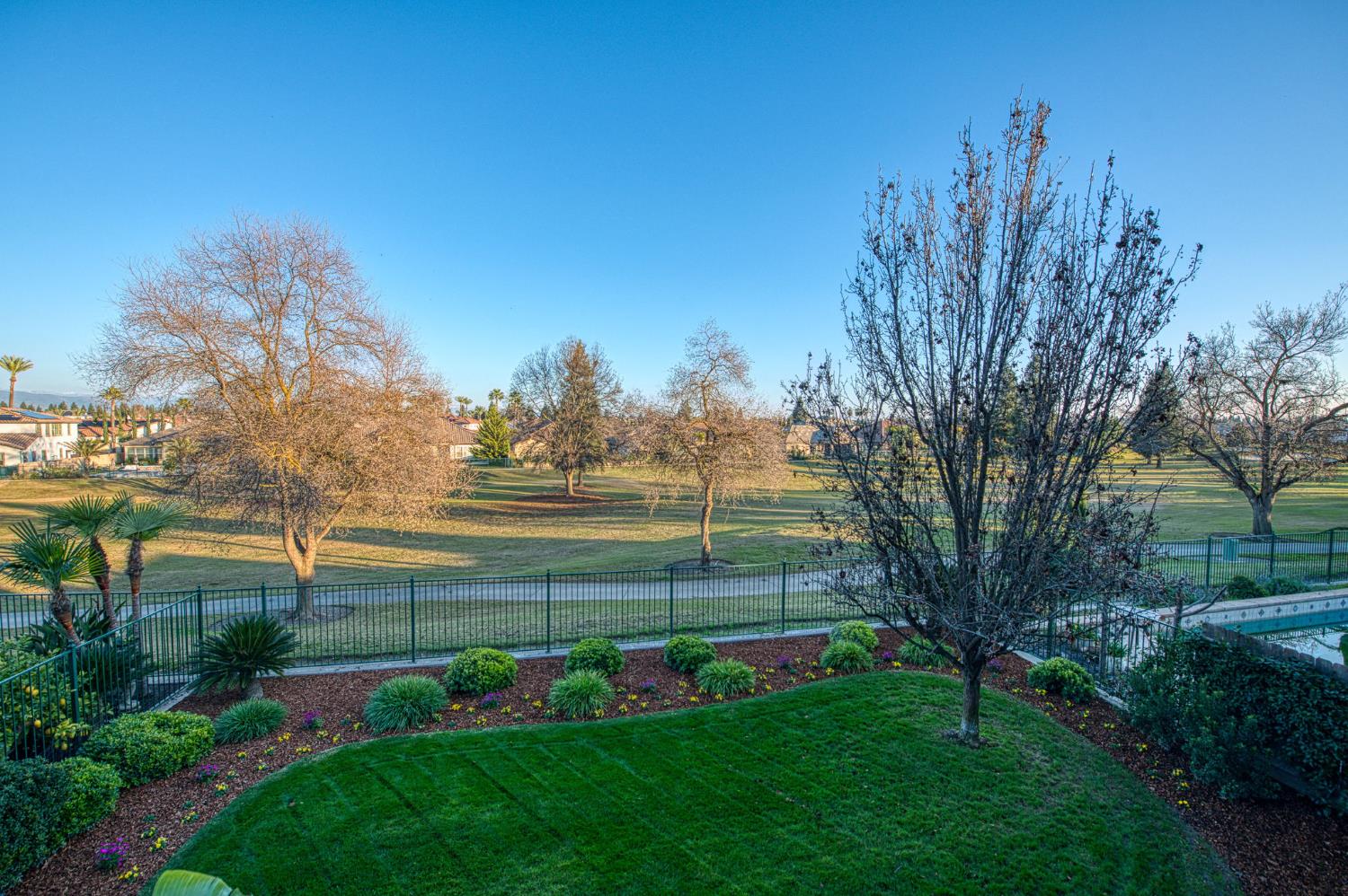 11384 N Via Montessori Dr, Fresno, CA 93730