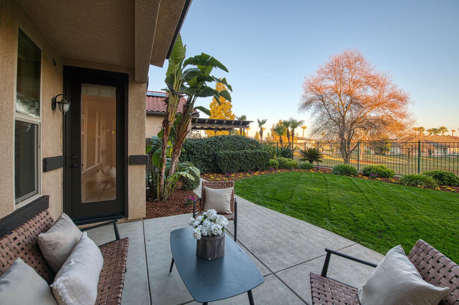 11384 N Via Montessori Dr, Fresno, CA 93730