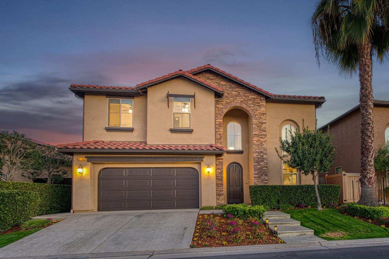 11384 N Via Montessori Dr, Fresno, CA 93730