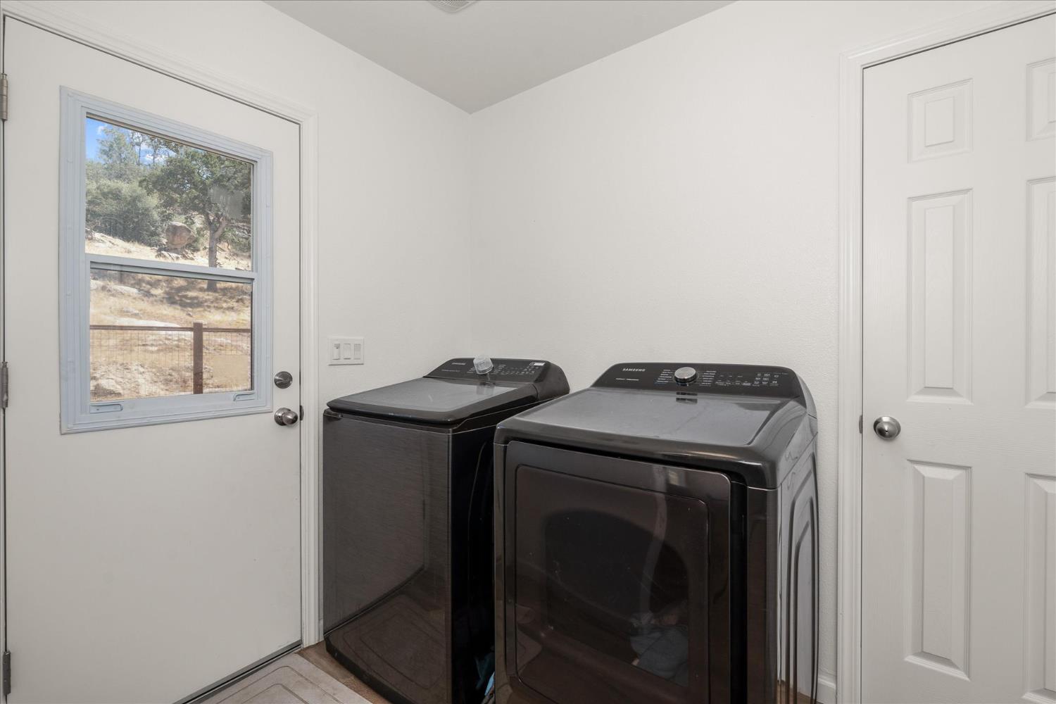 29215 Yosemite Springs Pkwy, Coarsegold, CA 93614