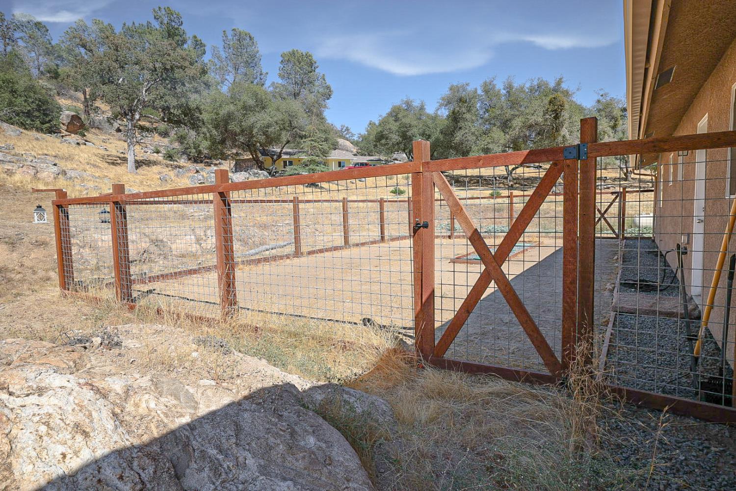 29215 Yosemite Springs Pkwy, Coarsegold, CA 93614