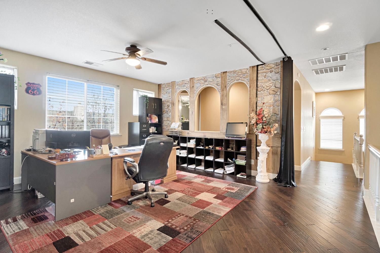 2524 E Granada Ave, Fresno, CA 93720