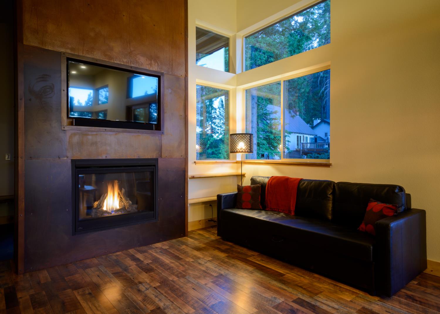 7436 Yosemite Park Way, Yosemite West, CA 95389