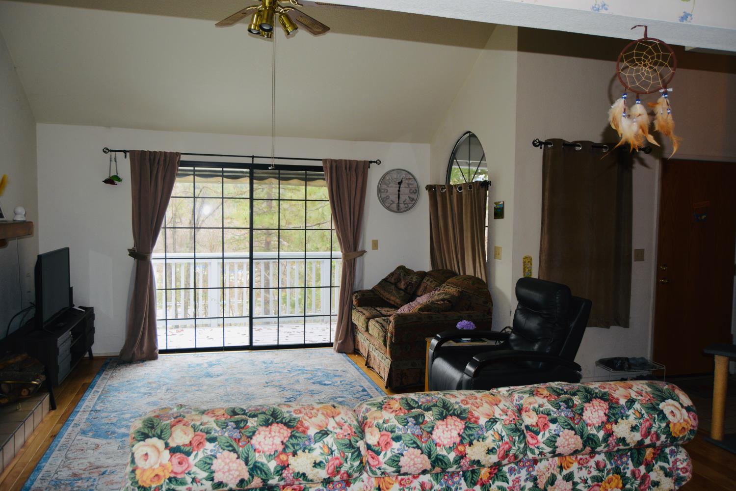 40748 Foxboro Ct, Bass Lake, CA 93604