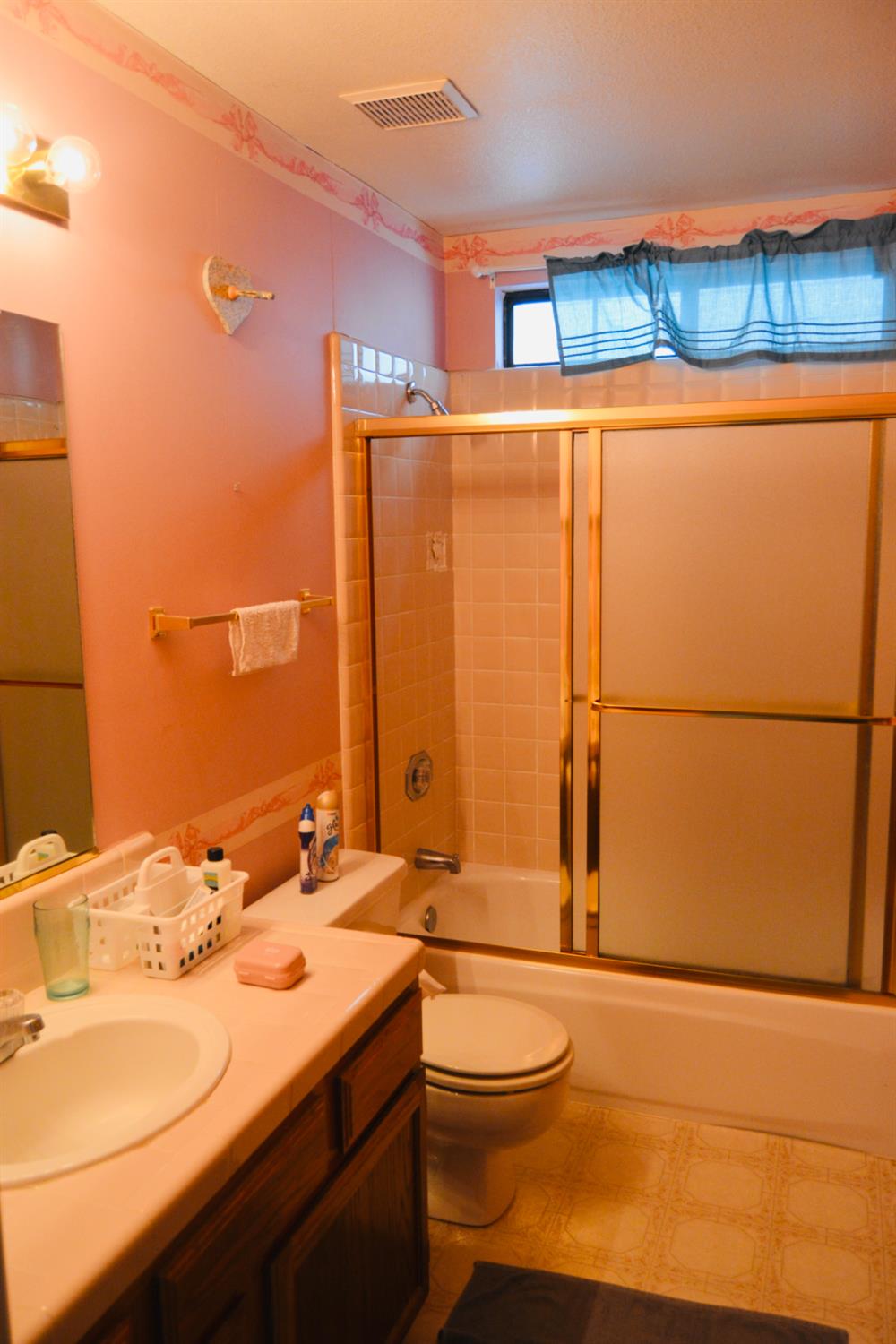 40748 Foxboro Ct, Bass Lake, CA 93604