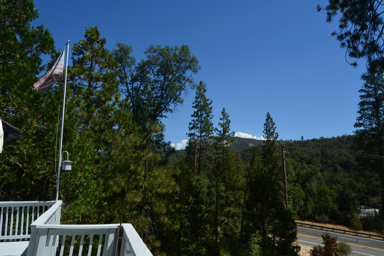 40748 Foxboro Ct, Bass Lake, CA 93604