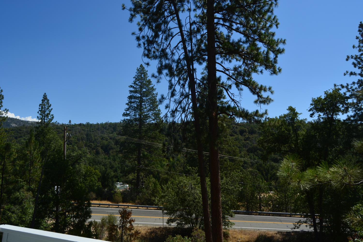 40748 Foxboro Ct, Bass Lake, CA 93604