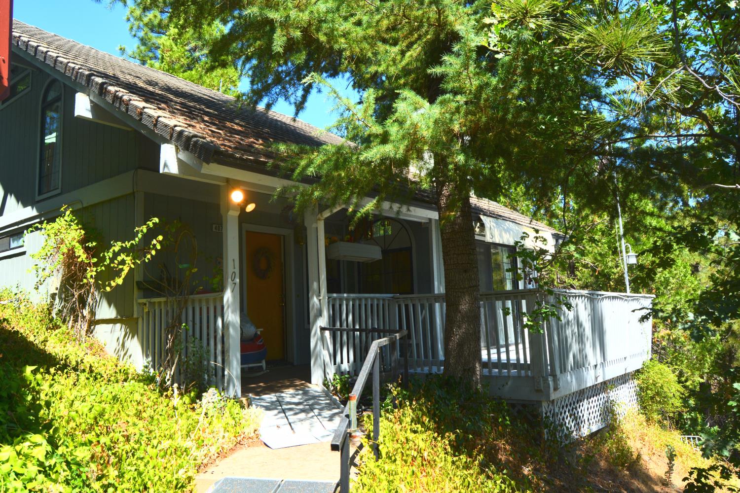 40748 Foxboro Ct, Bass Lake, CA 93604