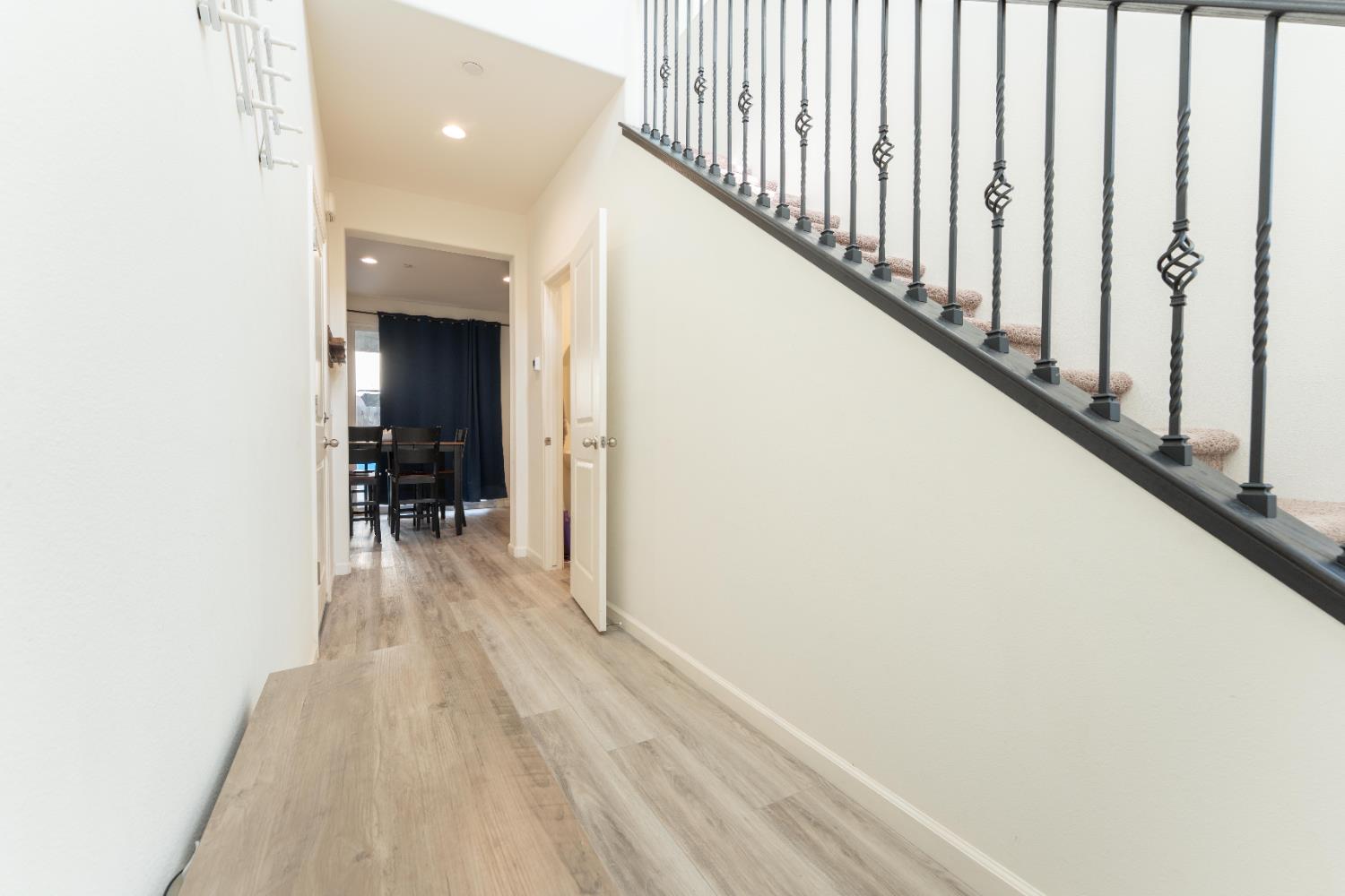 835 Fir St W, Madera, CA 93636