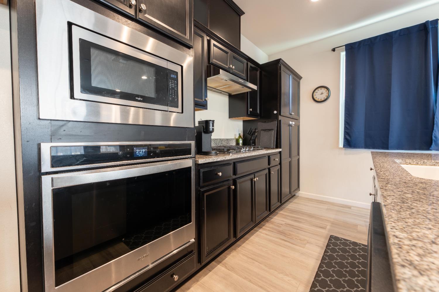 835 Fir St W, Madera, CA 93636