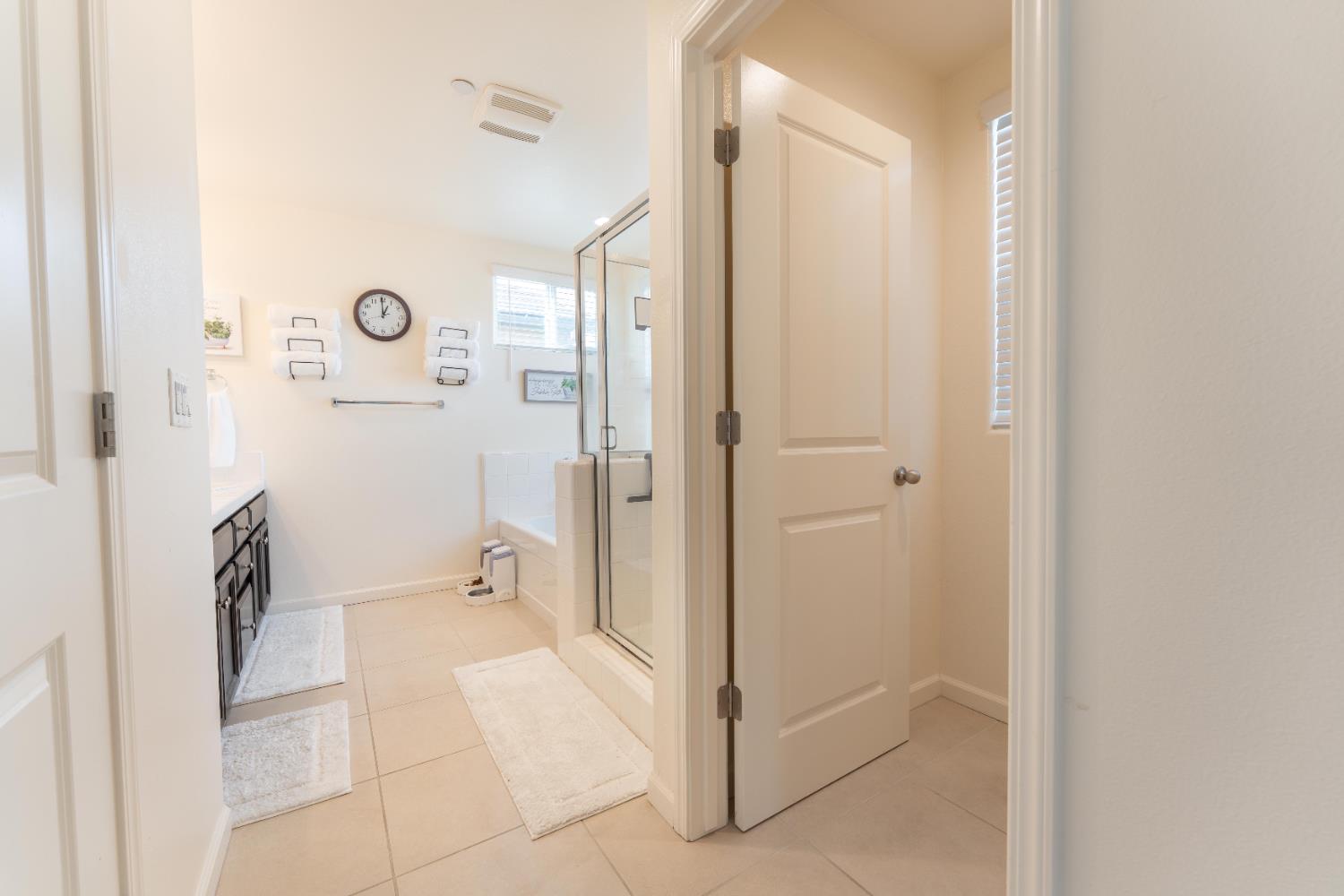 835 Fir St W, Madera, CA 93636