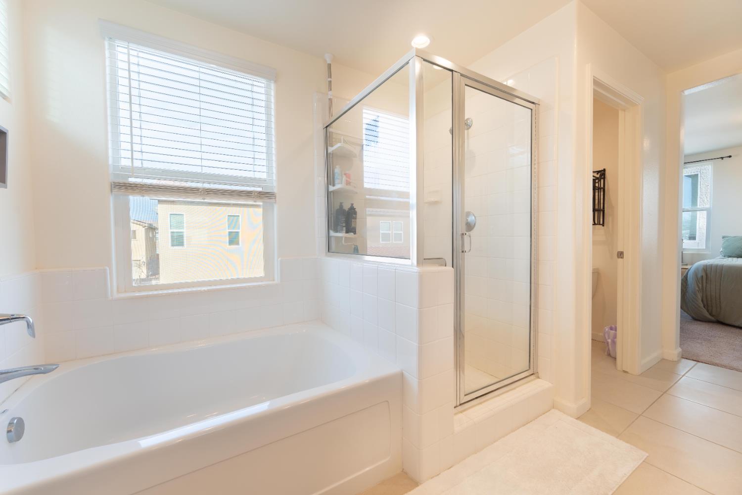 835 Fir St W, Madera, CA 93636