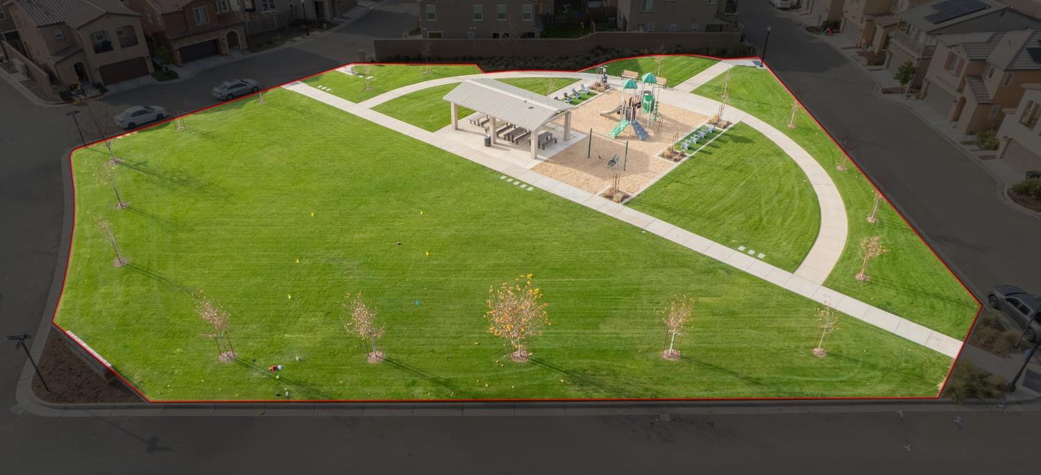 835 Fir St W, Madera, CA 93636