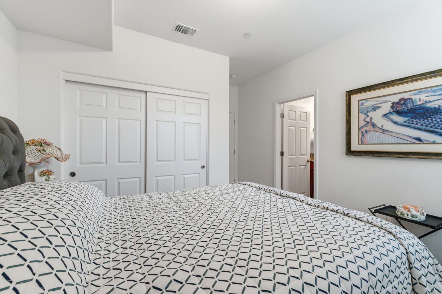 6349 W Acacia Ave, Fresno, CA 93723