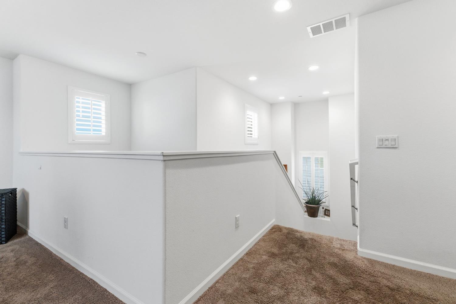 6349 W Acacia Ave, Fresno, CA 93723